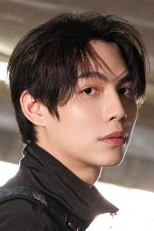 Kanaphan Puitrakul photo