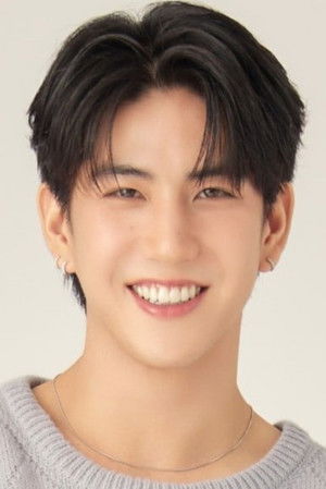 Tawinan Anukoolprasert photo