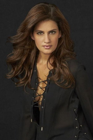 Photo of Yamila Diaz from the Latest Netflix gallery