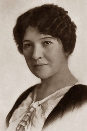 Photo of Anne Schaefer from the Latest Netflix gallery