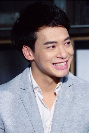 Photo of Sukrit Wisetkaew from the Latest Netflix gallery