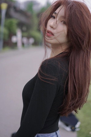 Photo of Guo Rong from the Latest Netflix gallery