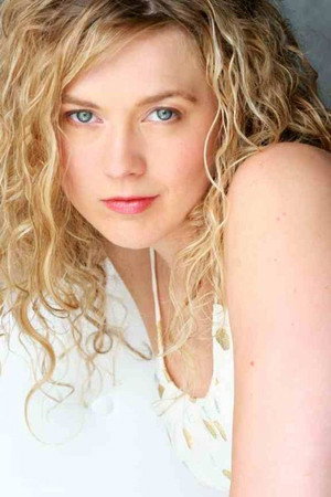 Photo of Elizabeth Uhl from the Latest Netflix gallery
