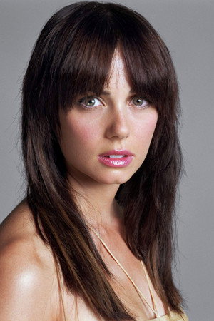 Mia Kirshner photo