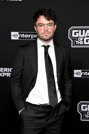 Photo of Simon Hatt from the Latest Netflix gallery