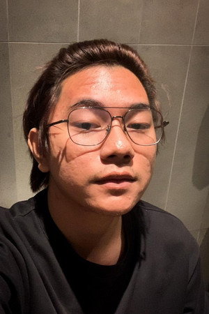 Photo of Daffa Sena from the Latest Netflix gallery