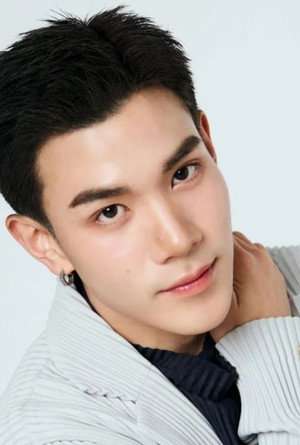 Nattawat Jirochtikul photo