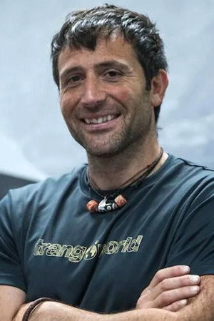 Photo of Álex Txikon from the Latest Netflix gallery