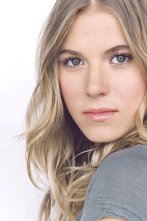 Photo of Hannah Pilkes from the Latest Netflix gallery