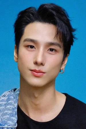 Nutchapan Paramacharenroj photo