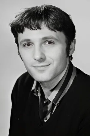Photo of David Sumner from the Latest Netflix gallery