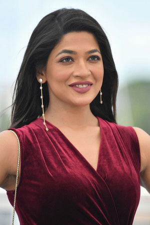 Azmeri Haque Badhon photo