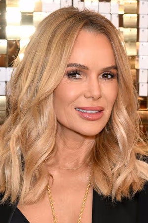 Amanda Holden photo
