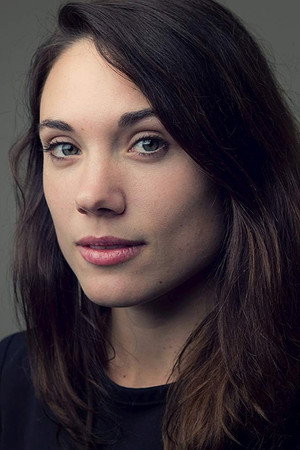 Photo of Hailey Henry from the Latest Netflix gallery
