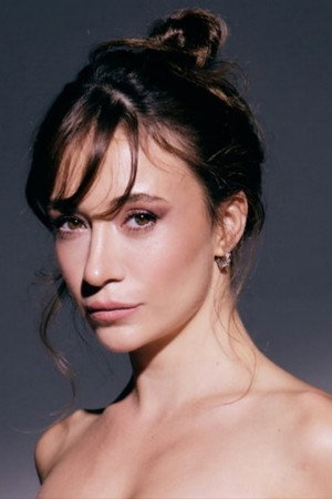 Photo of Sibel Aytan from the Latest Netflix gallery