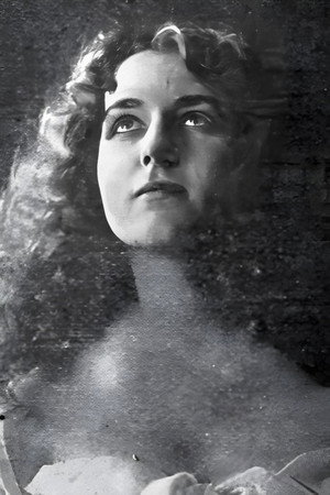 Photo of Eva Gordon from the Latest Netflix gallery
