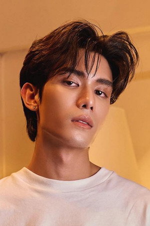 Siraphop Manithikhun photo