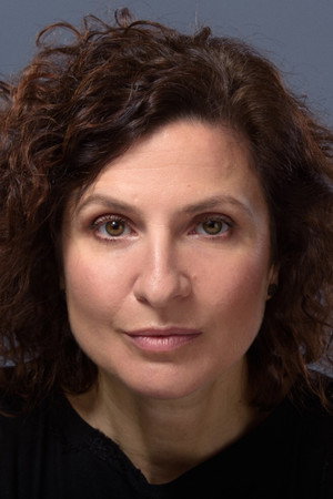 Photo of Ângela Marques from the Latest Netflix gallery