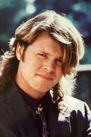 Photo of Pat Mastelotto from the Latest Netflix gallery