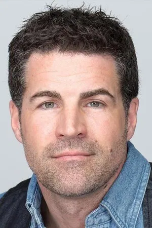 Photo of Michael Murray from the Latest Netflix gallery