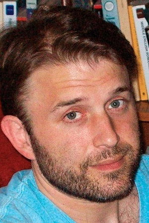 Photo of Ilan Mitchell-Smith from the Latest Netflix gallery