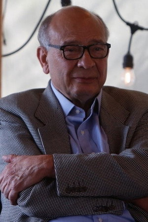 Photo of Alejandro Pelayo from the Latest Netflix gallery