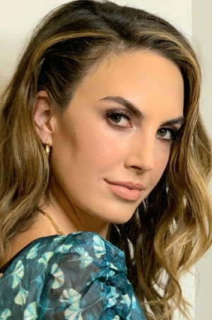 Elizabeth Chambers photo