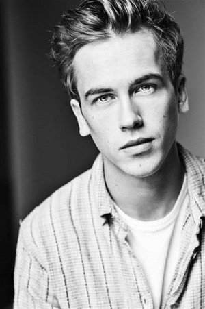 Photo of Jackson Bews from the Latest Netflix gallery