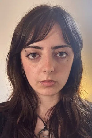 Photo of Bea Holywell-Walker from the Latest Netflix gallery