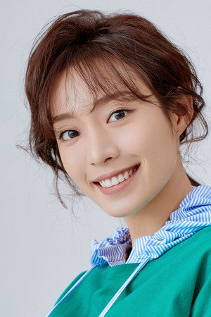 Photo of Hao Wenting from the Latest Netflix gallery