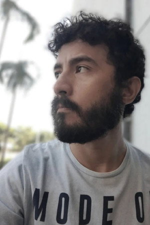 Photo of Daniel Mota from the Latest Netflix gallery