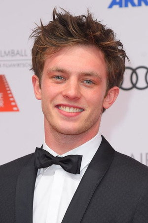 Jannis Niewöhner photo