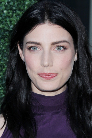 Jessica Paré photo