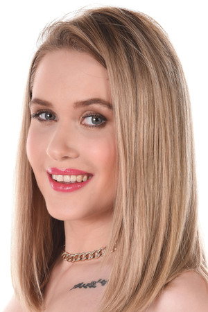 Photo of Una Fairy from the Latest Netflix gallery