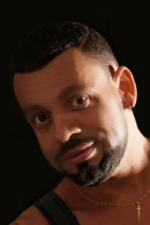 Photo of Bruno Torres from the Latest Netflix gallery