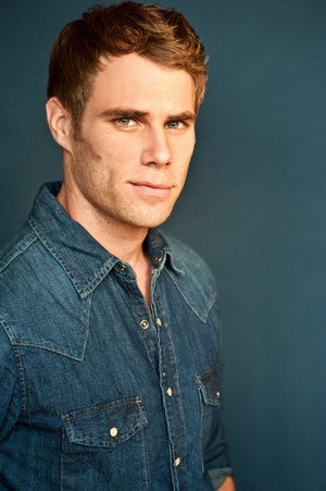 Matthew Wilkas photo