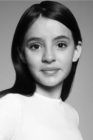 Photo of Alondra Valenzuela from the Latest Netflix gallery