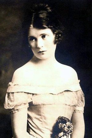 Mae Marsh photo