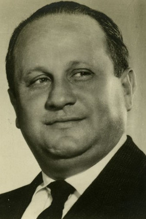Photo of Otto Wallburg from the Latest Netflix gallery