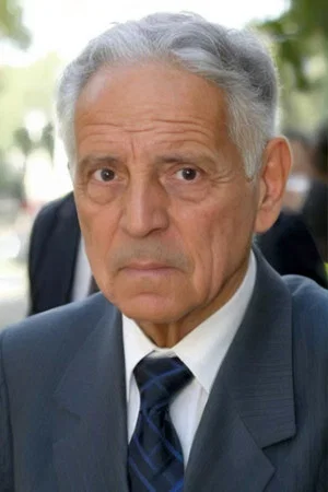 Photo of Ali Haroun from the Latest Netflix gallery