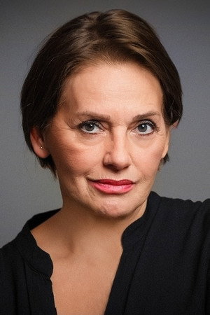 Photo of Nur Sürer from the Latest Netflix gallery
