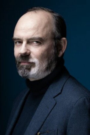 Photo of Édouard Philippe from the Latest Netflix gallery
