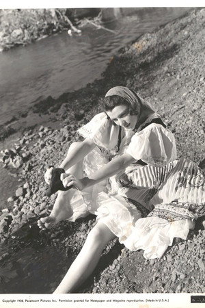 Photo of Marie Burton from the Latest Netflix gallery