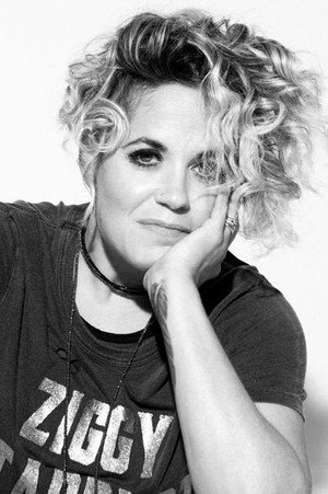 Photo of Amy Wadge from the Latest Netflix gallery