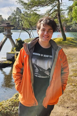 Photo of Eduardo Laucas from the Latest Netflix gallery