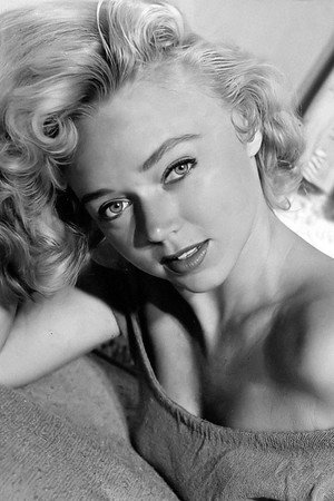 Yvette Vickers photo
