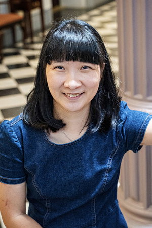 Photo of Anna Sargent from the Latest Netflix gallery
