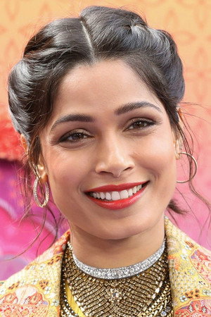 Freida Pinto photo
