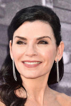 Julianna Margulies photo