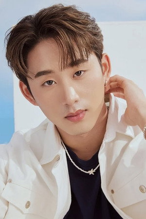 Supha Sangaworawong photo